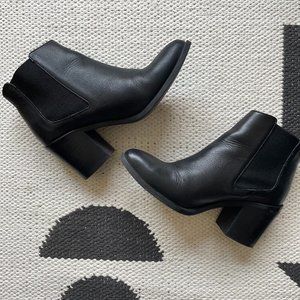 LIKE NEW: Black Nisolo Heeled Chelsea Boots